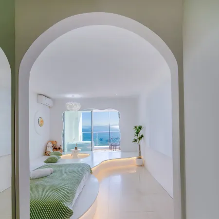 Saint Toni Boutique Inn (Xunliao Bay Store)