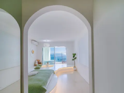 Saint Toni Boutique Inn (Xunliao Bay Store) Hotels near TianHouGong LingNan MinSu WenHua Jie