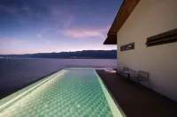 Dali Wu'er Yinshe VILLA Banshan Seaview Homestay (Erhai store) - Infinity Pools