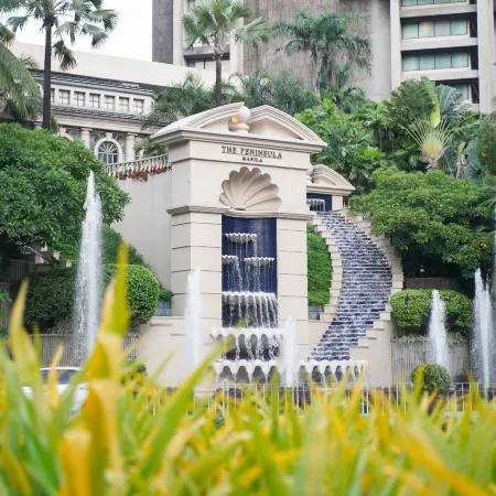 The Peninsula Manila Отели рядом с достопримечательностью «The Linear Makati Tower 2»