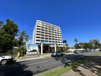 Acacia Court Hotel
