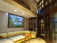 Hunchunwangjia Business Hotel