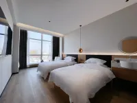 Yuefeng Mountain House Homestay