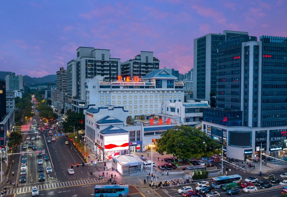 hotel overview picture