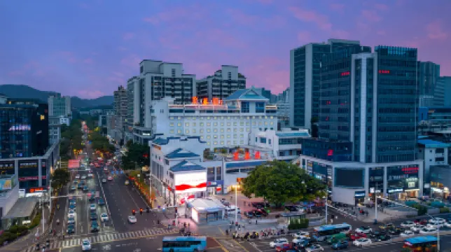 Juchunyuan Hotel Hotels near Three Lanes And Seven Alleys