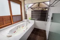 Coco Palm Beach Resort Hotels in Koh Samui