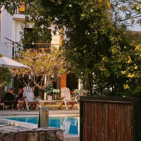 NA NIAN WAN CUN Courtyard GetawayHOME INN