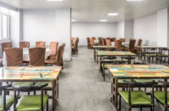 Xining Jufang Hotel (No.1 Vocational School Branch)