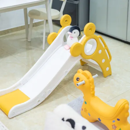 CHILDHOOD HOMESTAY Отели рядом с достопримечательностью «Панью»