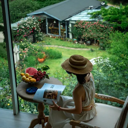 Banhuashan Su Garden Wild Luxury Parent