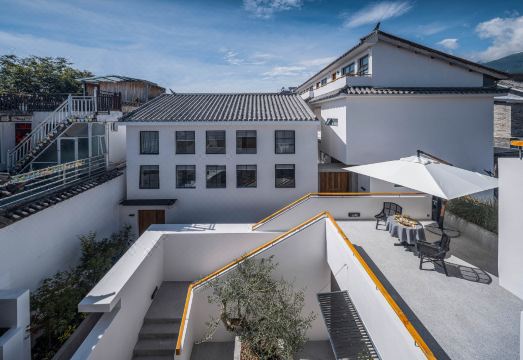 大理莫问酒店（古城店）外景图