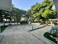 No 33 Lodge Hotels in 