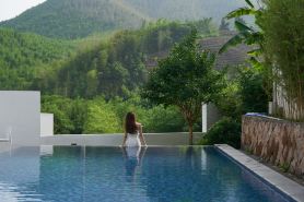 YUNXI Designer Hot Spring Homestay
