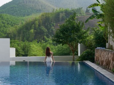 YUNXI Designer Hot Spring Homestay