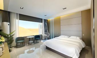 Zhongwei Shapotou Fantasy Camping Base