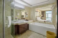 Huang He  International   Hotel Hotels in Golmud