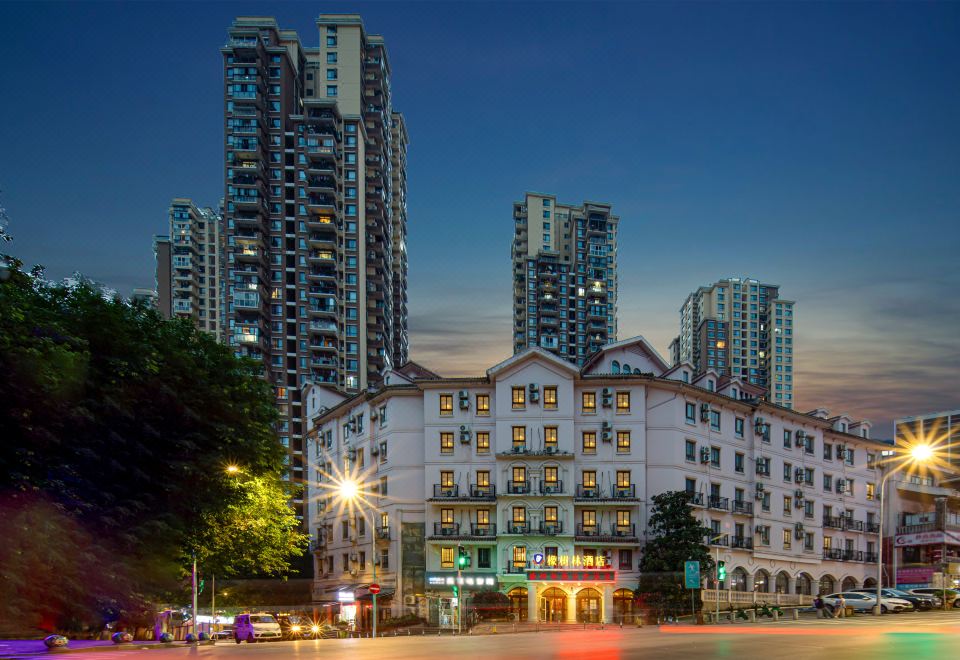 hotel overview picture