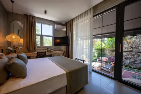 Route Hotel Kaleici - Adult Only (12+) Отели рядом с достопримечательностью «Музей игрушек Анталии»