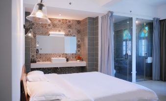 Haikou Old Arcade Street Serenity Guesthouse