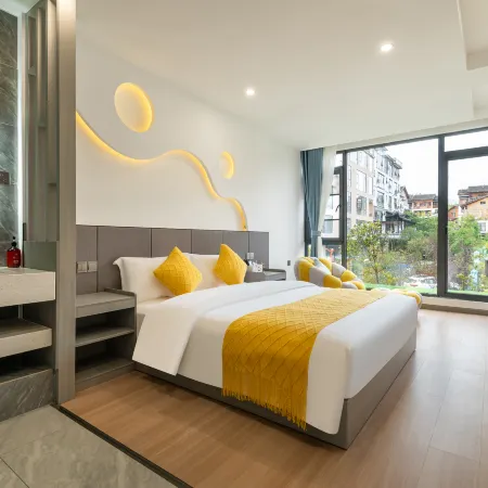 Libo Ancient Moon Residence (Xiaoqikong East Gate Store)