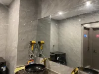 universe·Youth hostel