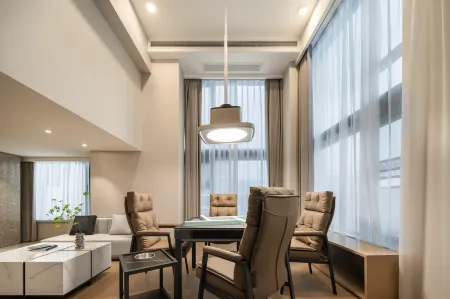 Ruitai Hotel style Apartment (Wuhan Tianhe Airport Aviation Headquarters Subway Station Branch) Отели рядом со станцией Tianhe Airport Station