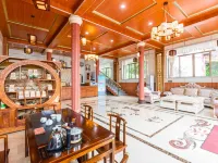 Queen's Mountain Oxygen Heart Valley Mountain Resort Hotels in Lianshan