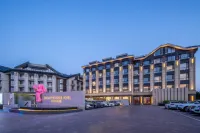 PENGLAI BRIGH RADIANCE HOTEL Hotels near Penglai