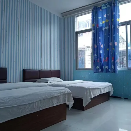 Hechi Abundant Hotel