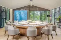 Luhu Hotel Hotels in Luzhou