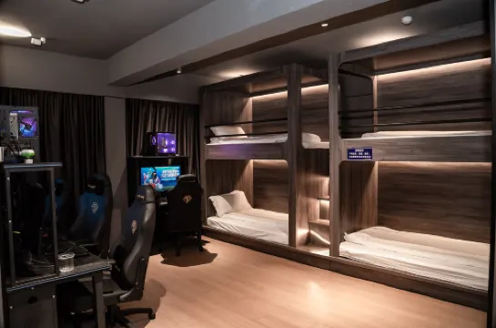 Kaidun Esports Hotel (Jiaxing Pinghu Donghu Scenic Area Branch)