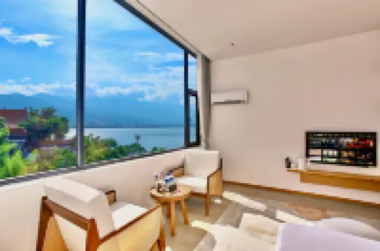 Dali Luwan Sea View Hotel