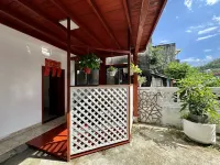 Qihua Inn