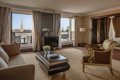 Anantara New York Palace Budapest - A Leading Hotel of The World Các khách sạn gần Police History Museum