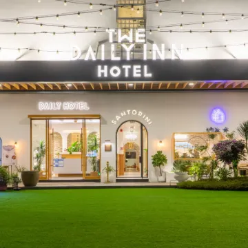 DAILY HOTEL (Guangzhou Panyu Changlong Xiajiao Metro Station Store) Hotels near Panyu Luopu Shabu Middle School