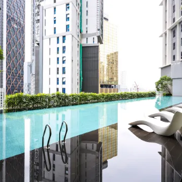 The Mews KLCC Kuala Lumpur By Gravity 【6mins Kuala Lumpur Tower（KL Tower)+ Restoran stadium Negara 】 Отели рядом с достопримечательностью «Jalan Ampang»