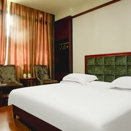 Yujie Business Hotel