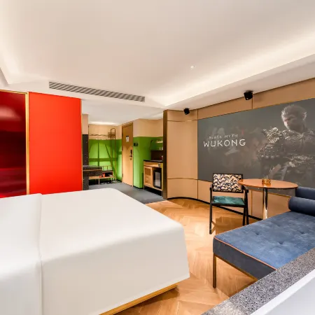 Cine-music hotel