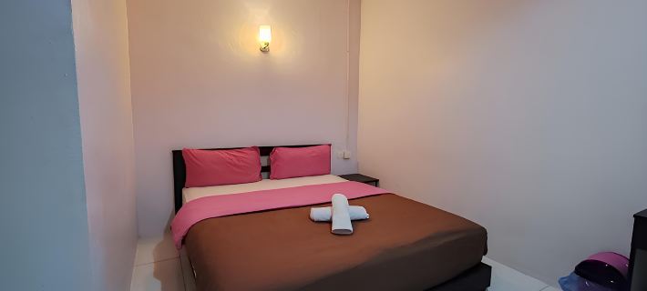 Hotel Kuang Hua Sitiawan Near to Unikl-Mimet Hotels in Sitiawan