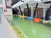 คอลเลคชั่น โอ บุปผามนตรา เชียงใหม่ - สระว่ายน้ำแบบอินฟินิตี้