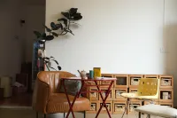 Jingdezhen UP Apartment (Taoxichuan Creative Plaza)