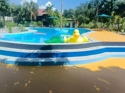 Bamboo Garden Resort Hotels near Makok Art Space