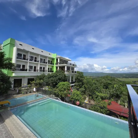 Amazing View Mountain Resort Laguna