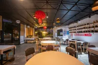 Stay · 1980 Sea View Holiday Resort Hotel (Drip Water Danping Shiluokou Beach Store)