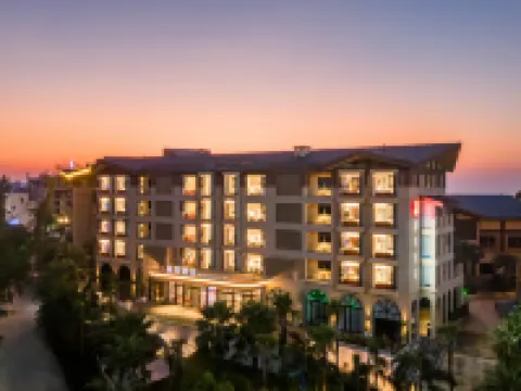 Radisson RED Beihai Weizhou Island Hotels near Weizhou Island
