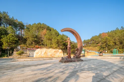 宜春山水居溫泉假日飯店(溫湯明月千古情店) 外觀 Photos