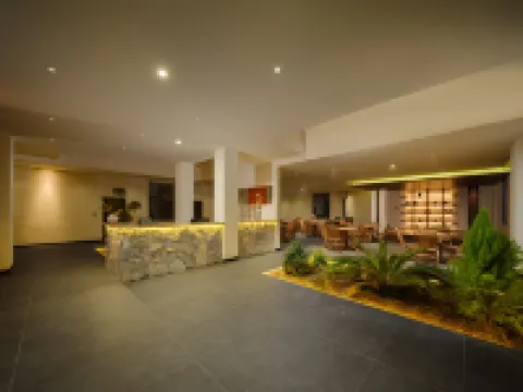 Deqin Zangshan Yunju Hotel