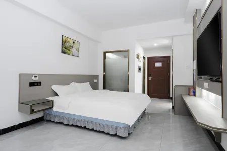 Bianjie Apartment Отели в г. Луодин