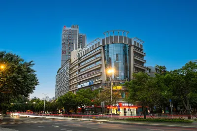 Sanzan Hotel (Nanning Jinhu Square Metro Station) Hotel in zona Cloud Summit Sightseeing