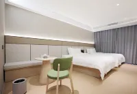 Seea Maid Hotel（Shanggao Garden Shopping Plaza Branch） - parking